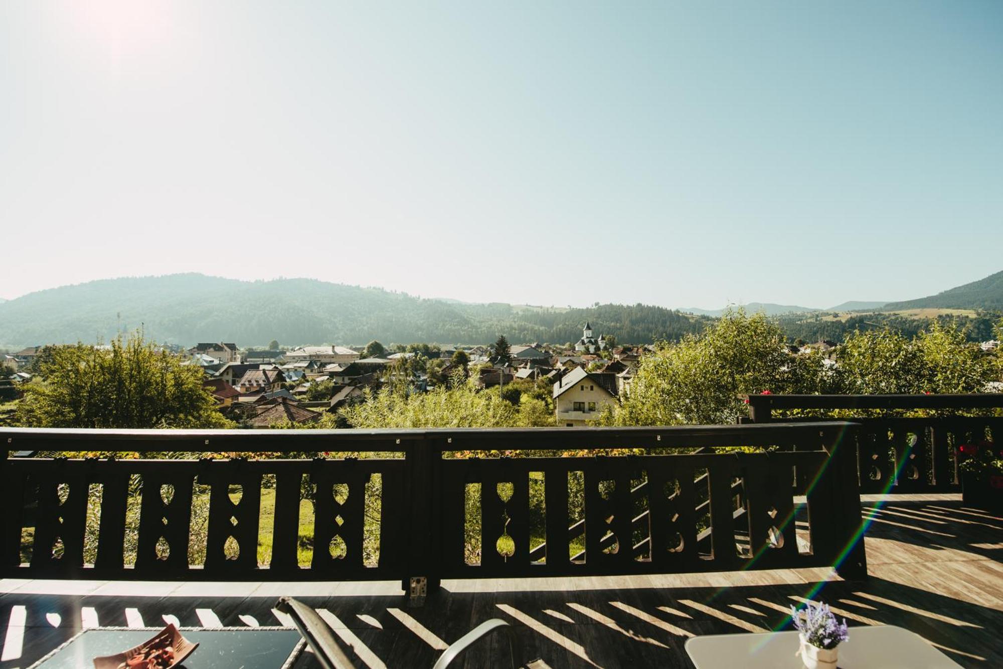 Bucovina Lodge Pension バマ エクステリア 写真