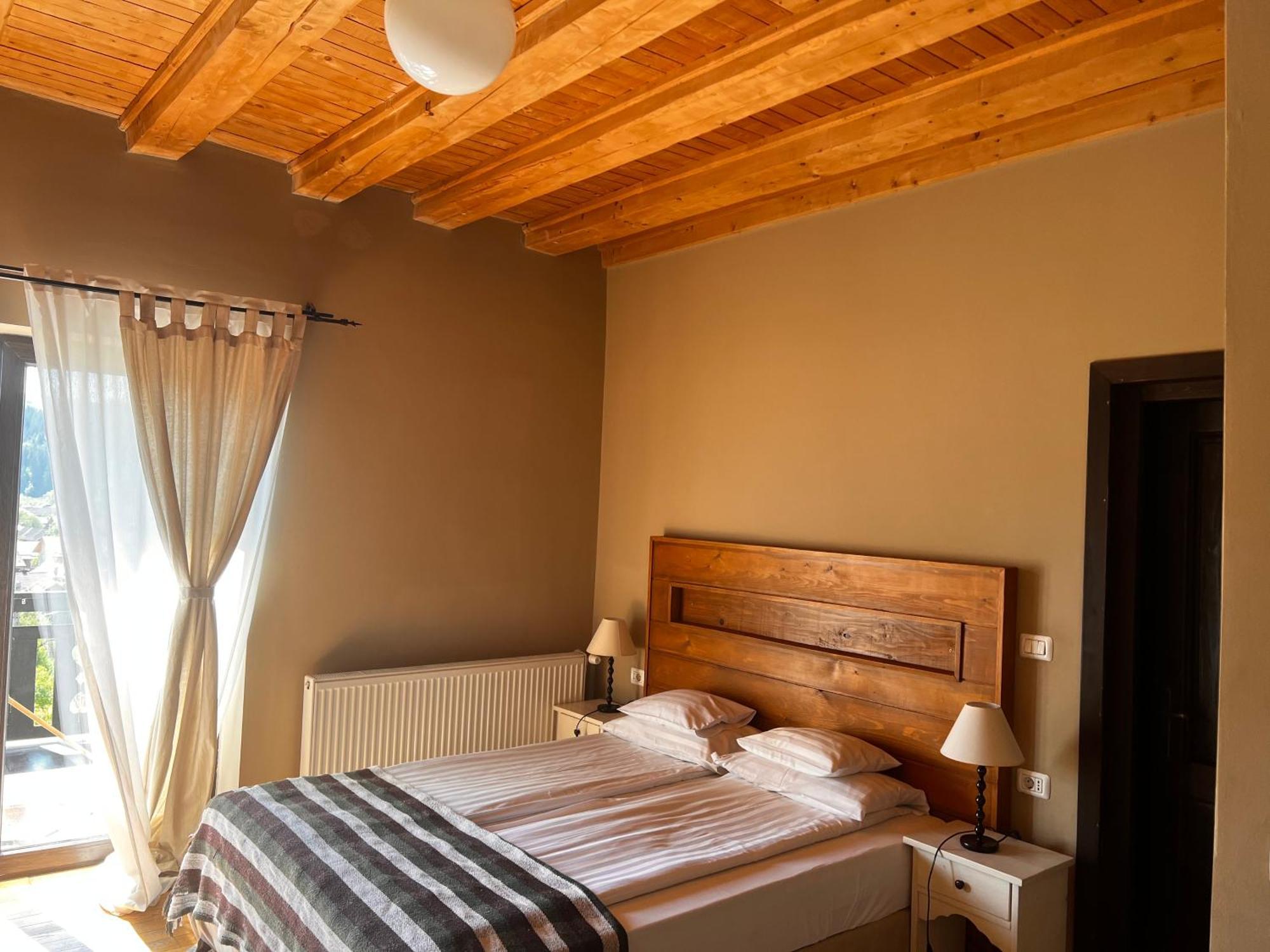 Bucovina Lodge Pension バマ エクステリア 写真